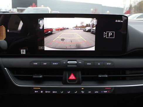 New 2025 Kia K4 LXS image 12
