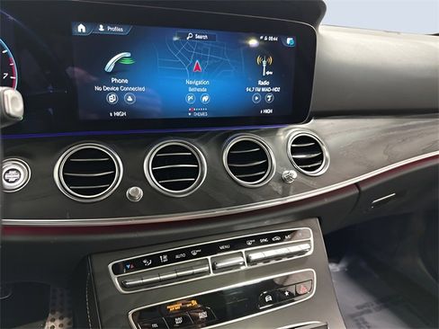 Used 2021 Mercedes-Benz E 450 4MATIC All-Terrain Wagon image 21