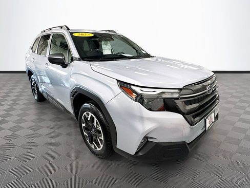 Certified 2025 Subaru Forester Premium image 3