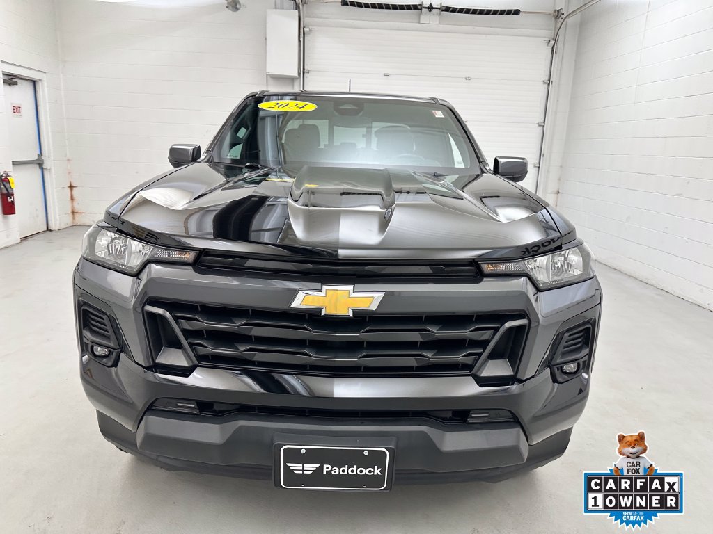 Used 2024 Chevrolet Colorado LT w/ LT Convenience Package AWD/4WD image 2