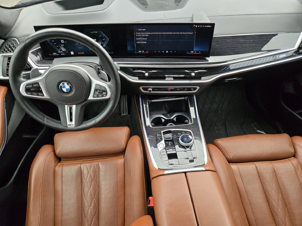 Certified 2025 BMW X7 M60i AWD/4WD image 29