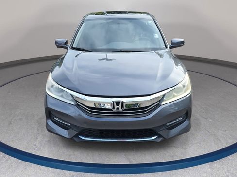 Used 2016 Honda Accord EX image 2