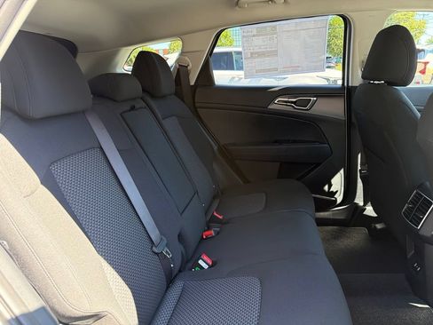 New 2026 Kia Sportage LX AWD/4WD image 13