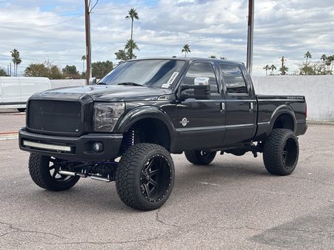 Used 2015 Ford F250 Platinum w/ FX4 Off-Road Package image 7