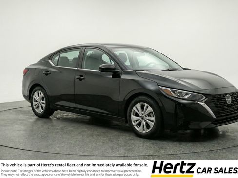 Used 2025 Nissan Sentra S image 1