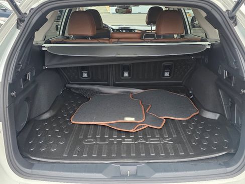 Certified 2023 Subaru Outback Touring XT image 4