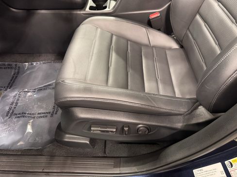 Used 2025 Honda CR-V EX-L image 20