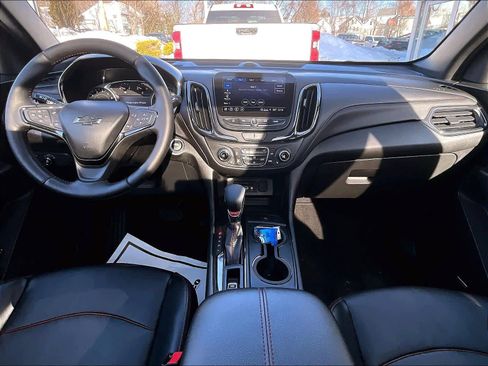 Used 2022 Chevrolet Equinox RS w/ RS Leather Package image 21
