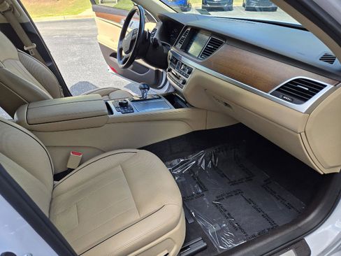 Used 2018 Genesis G80 3.8 w/ Option Group 03 RWD image 24
