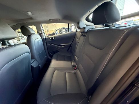 Used 2019 Hyundai Ioniq Limited FWD image 15