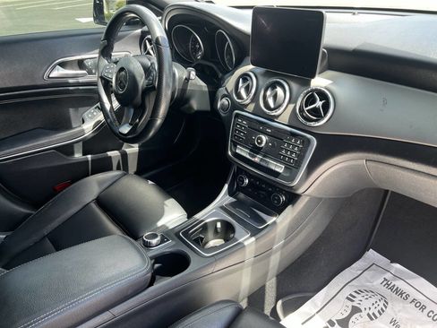 Used 2019 Mercedes-Benz CLA 250 image 16