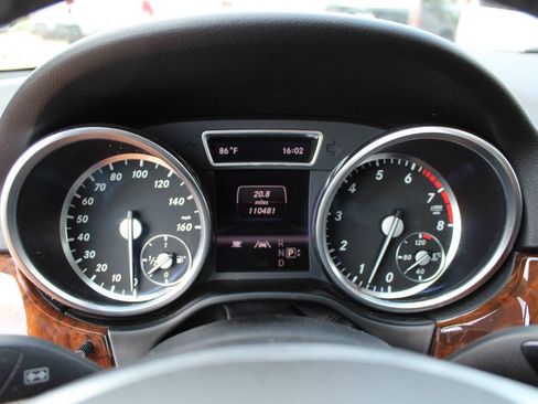 Used 2013 Mercedes-Benz ML 350 4MATIC image 17
