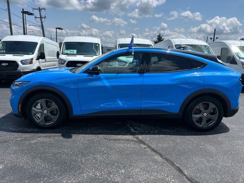 Certified 2023 Ford Mustang Mach-E Select AWD/4WD image 4