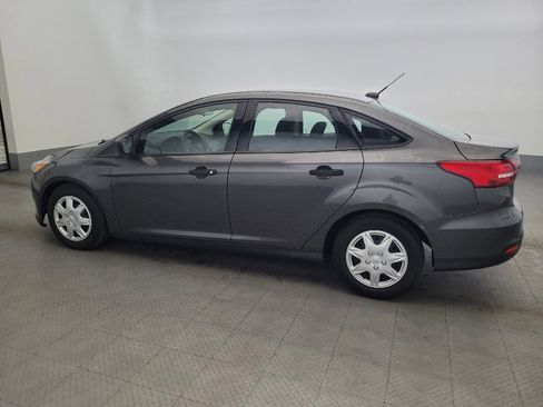 Used 2017 Ford Focus S FWD image 3