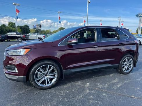Used 2024 Ford Edge Titanium w/ Equipment Group 301A AWD/4WD image 3
