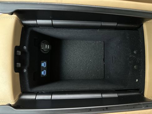 Certified 2025 Genesis G80 2.5T Advanced image 21