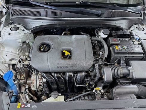 Used 2019 Kia Forte LXS FWD image 28