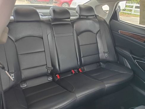 Used 2017 Kia Cadenza Technology FWD image 35