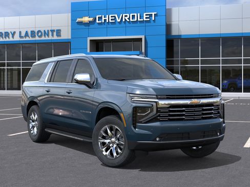 New 2026 Chevrolet Suburban Premier AWD/4WD image 9