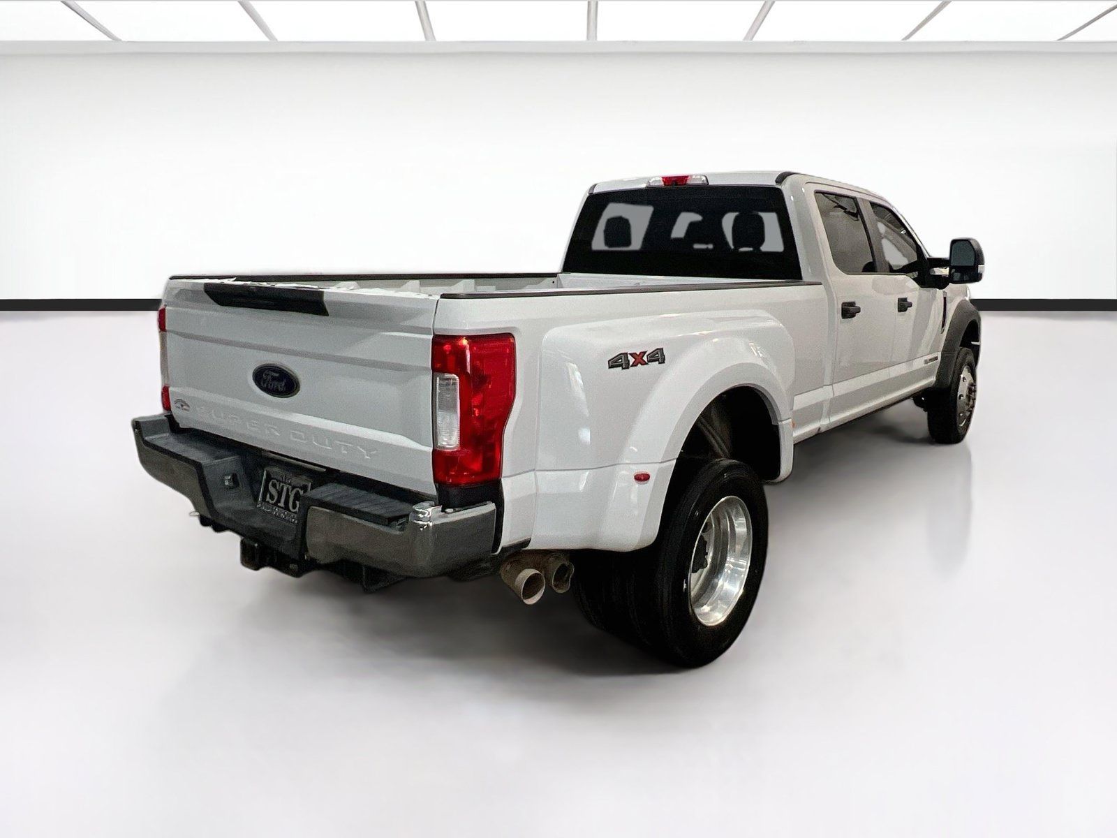Used 2019 Ford F450 XL w/ STX Appearance Package AWD/4WD image 4