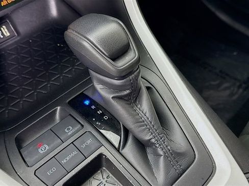 Certified 2025 Toyota RAV4 LE FWD image 18