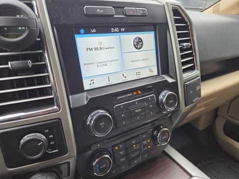 Used 2016 Ford F150 Lariat w/ Equipment Group 501A Mid AWD/4WD image 13