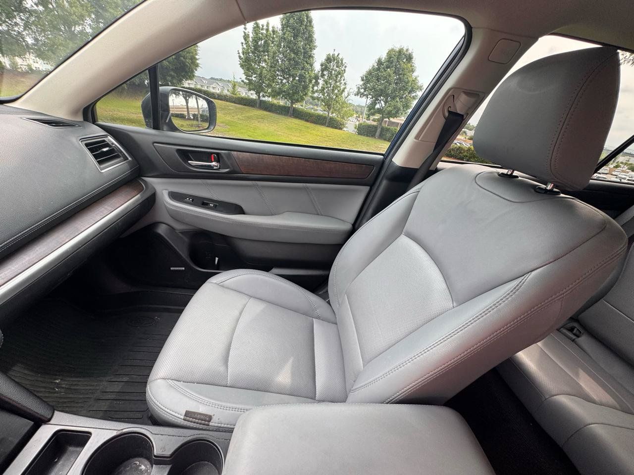Used 2019 Subaru Outback 2.5i Limited AWD/4WD image 27