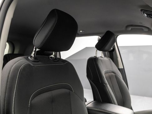 Used 2023 Jeep Grand Cherokee Laredo w/ Luxury Tech Group I image 40