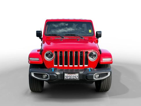 Used 2023 Jeep Wrangler Unlimited Sahara w/ Cold Weather Group AWD/4WD image 8
