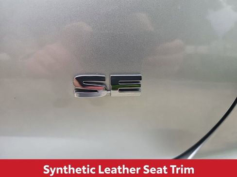 Used 2024 Mitsubishi Outlander SE AWD/4WD image 14