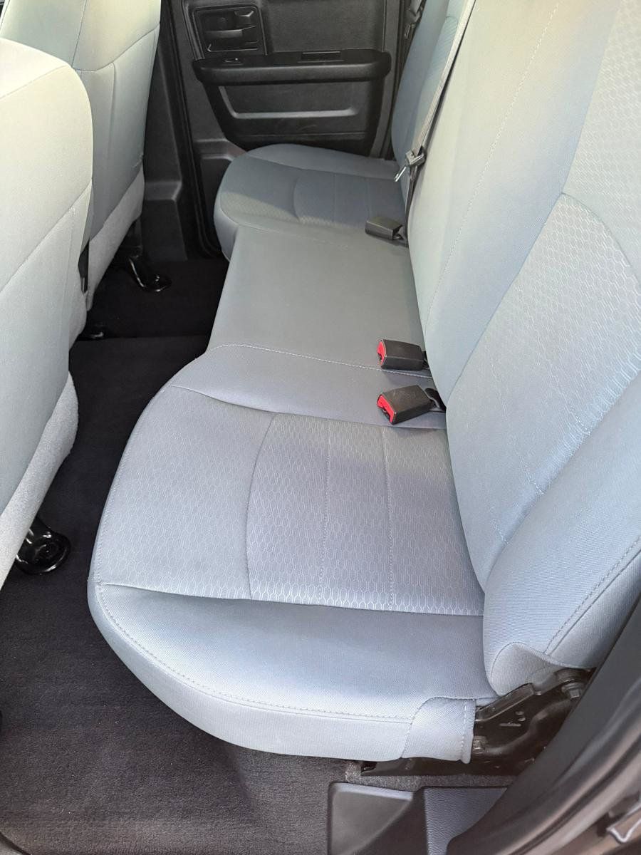 Used 2018 RAM 1500 Express w/ Black Ram 1500 Express Group RWD image 6