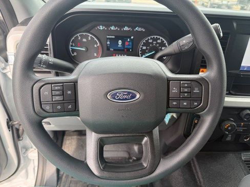 New 2026 Ford F550 4x4 Crew Cab image 18