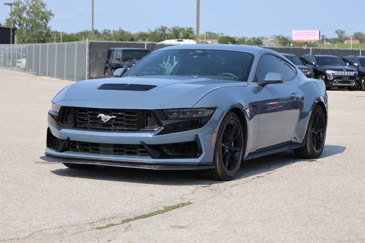 Used 2025 Ford Mustang GT Premium RWD image 6