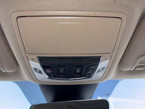 Used 2023 Acura MDX SH-AWD w/ Technology Package image 25