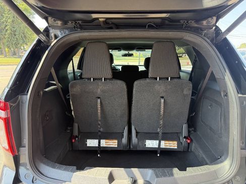 Used 2013 Ford Explorer XLT AWD/4WD image 22