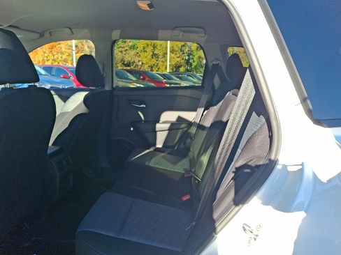 Used 2023 Nissan Rogue SV image 10