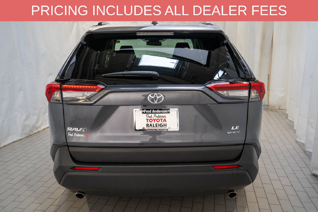 Certified 2025 Toyota RAV4 LE AWD/4WD image 4
