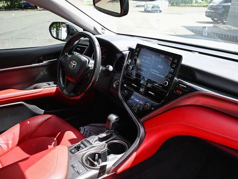 Used 2023 Toyota Camry XSE FWD image 19