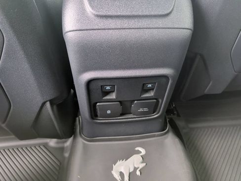 Certified 2022 Ford Bronco Badlands AWD/4WD image 18