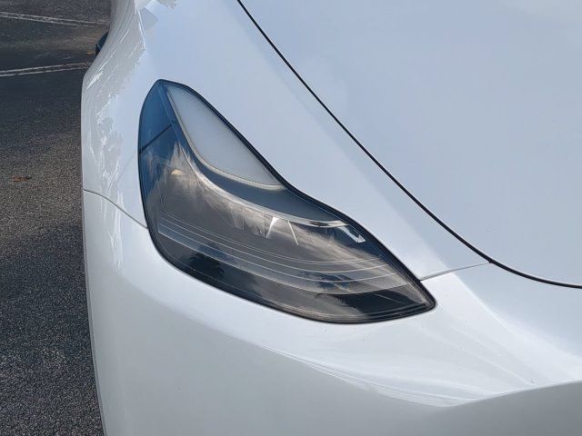 Used 2023 Tesla Model Y Performance AWD/4WD image 10