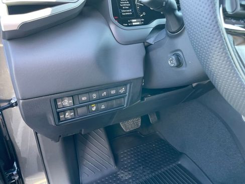New 2026 Toyota Tundra Platinum AWD/4WD image 29