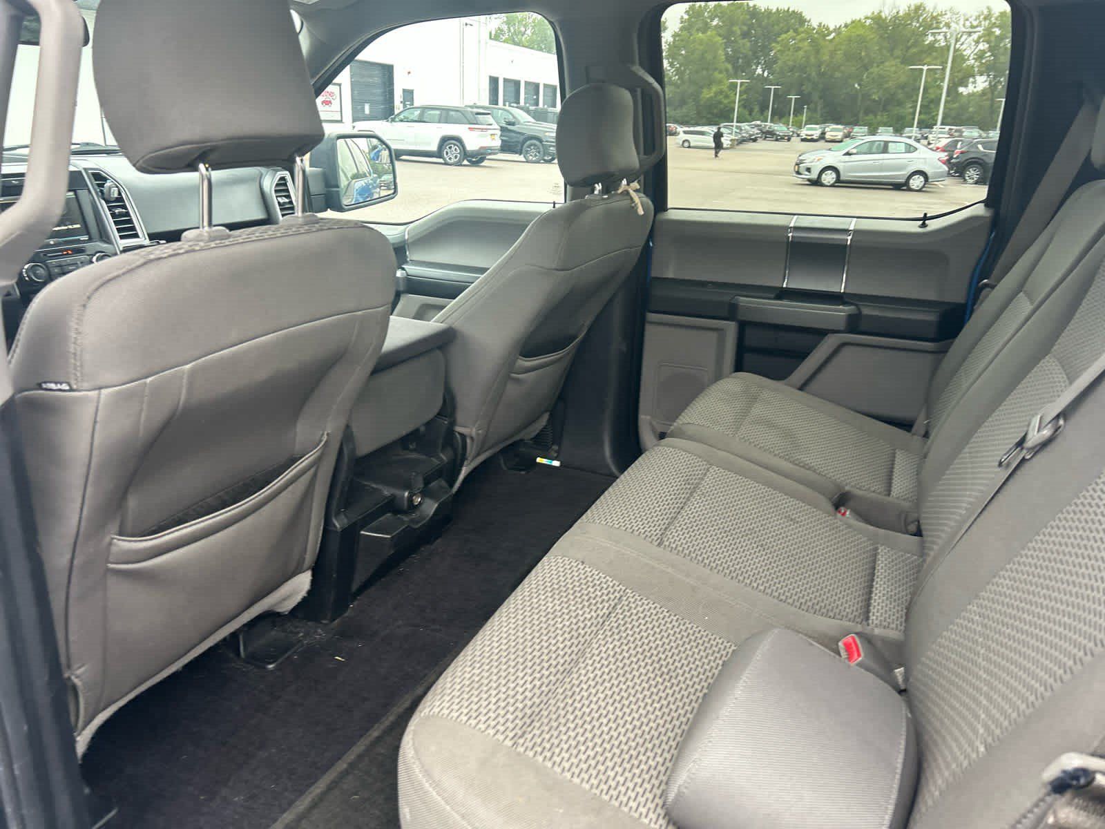 Used 2015 Ford F150 XLT w/ Equipment Group 302A Luxury AWD/4WD image 10