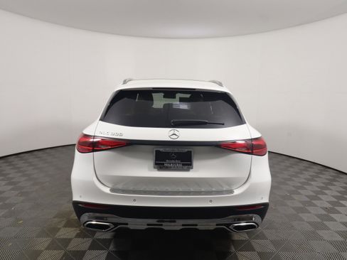 New 2026 Mercedes-Benz GLC 300 image 4