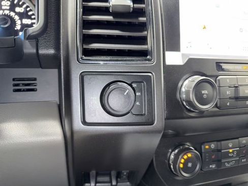 Used 2019 Ford F150 XLT w/ Equipment Group 302A Luxury AWD/4WD image 22