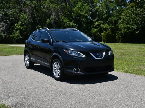 Used 2019 Nissan Rogue Sport SV w/ Technology Package FWD image 22