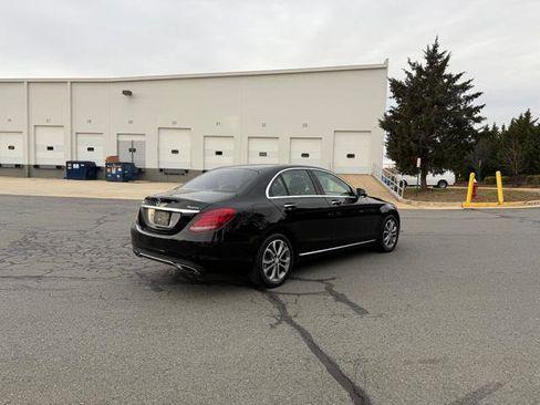 Used 2015 Mercedes-Benz C 300 4MATIC Sedan image 2
