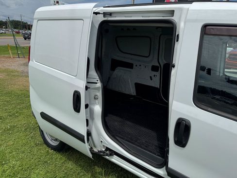 Used 2016 RAM ProMaster City Tradesman FWD image 12