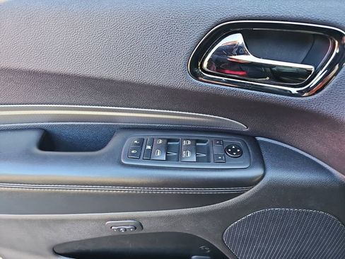 Used 2019 Dodge Durango GT image 34