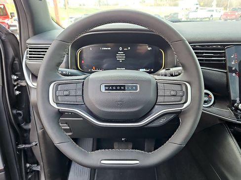 New 2024 Jeep Wagoneer 4WD w/ Premium Group I image 17
