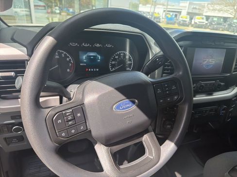Used 2023 Ford F150 XL w/ Trailer Tow Package image 7